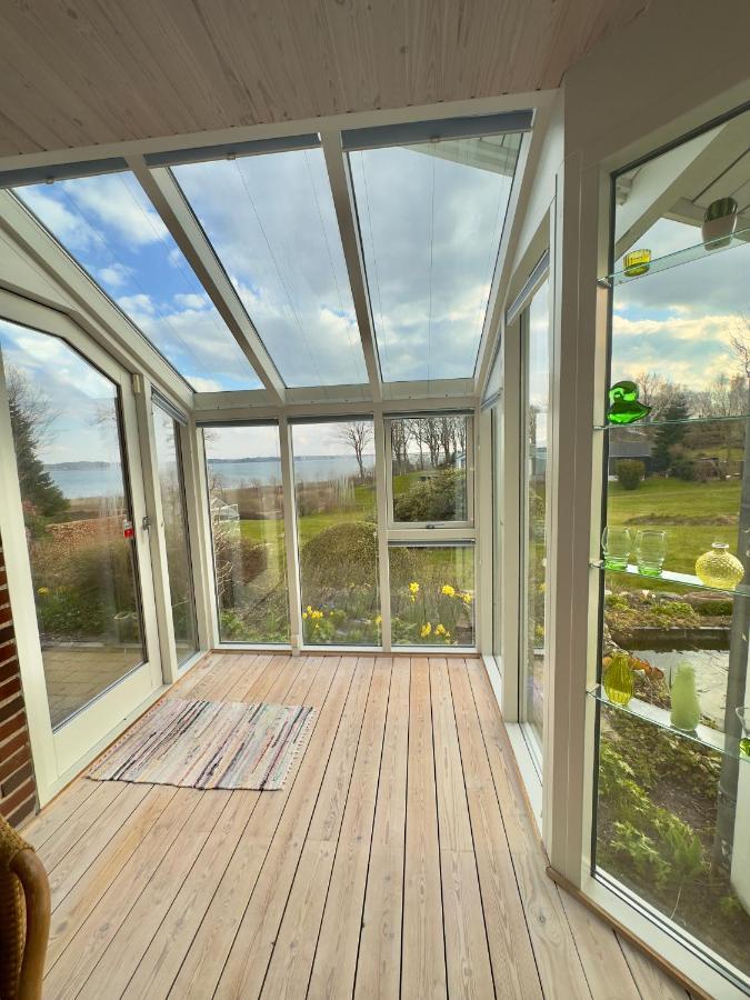 Vaerelse Med Udsigt Over Limfjorden - Rolige Omgivelser Og Adgang Til Flot Have Nykobing Mors Kültér fotó